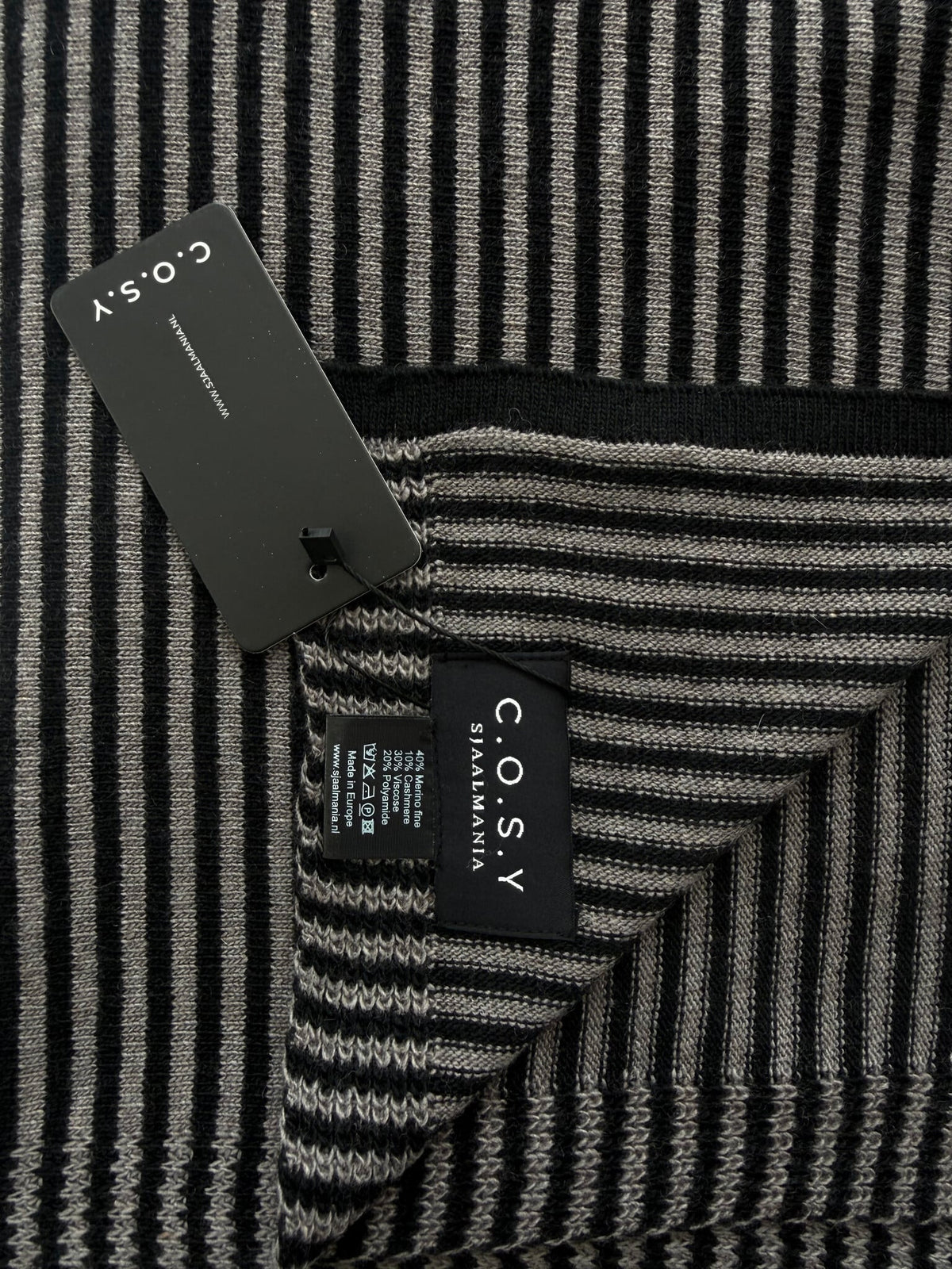 SJAALMANIA Cosy Chic sjaal  stripes solid black / chocolate